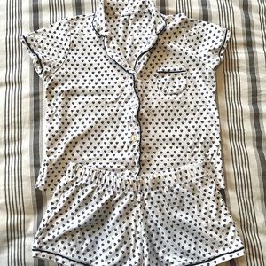 Roller Rabbit Pajamas Set